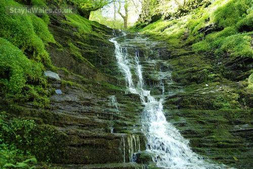 Water Break Its Neck - just two minute drive from the inn