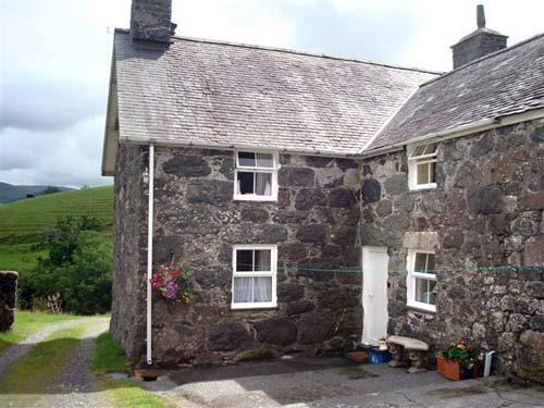 Nantcaw Fawr Farmhouse from the back