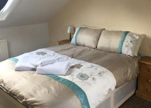 Guest bedroom