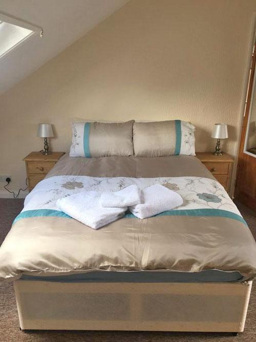 Guest bedroom