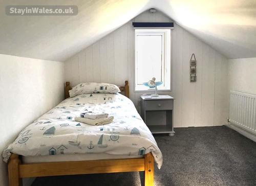 Upstairs bedroom 1