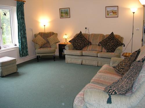 Spacious living room