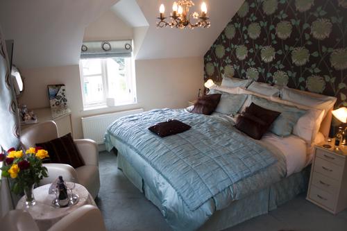 Superking or twin bedded ensuite room