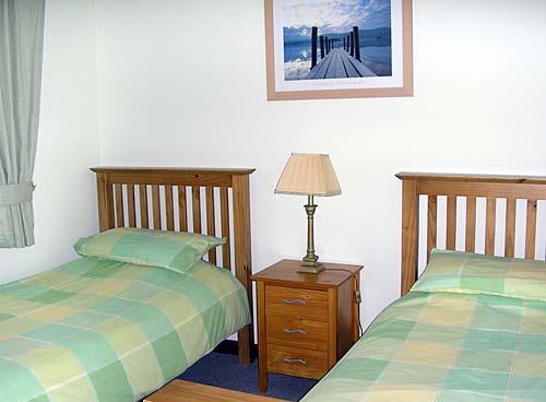 Twin bedroom