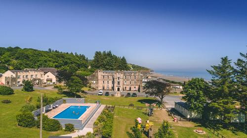 Amroth Castle