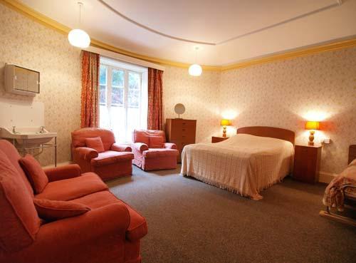 Flat 2 - master bedroom