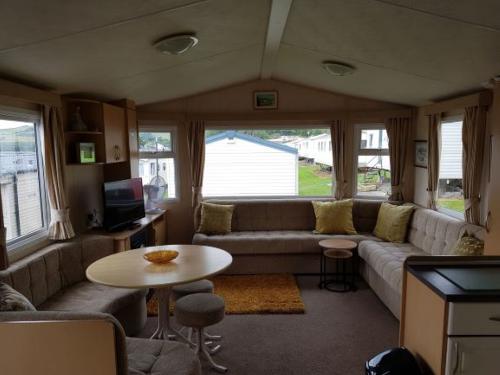 Large lounge / diner