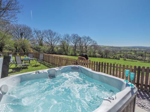 Stunning vista from your private Jacuzzi hot tub