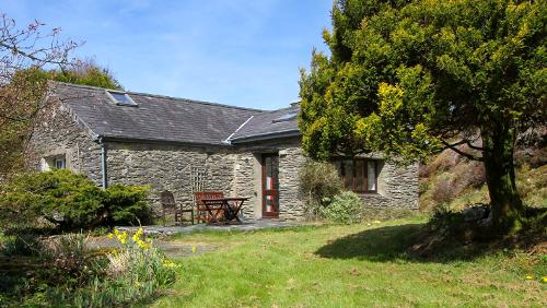 The Cottage and Patio