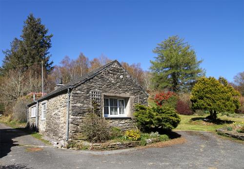 The Cottage and Parking Space