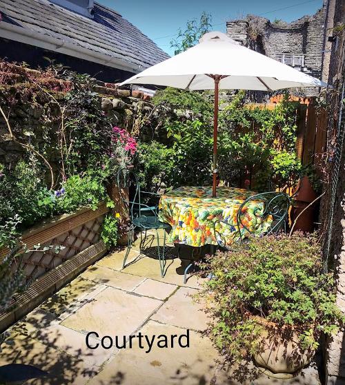 The couyrtyard