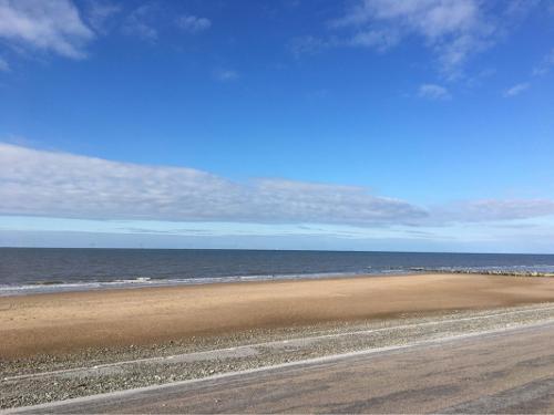 Ffrith Beach