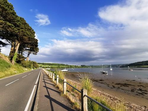 Road and footpath to Gwbert at low tide