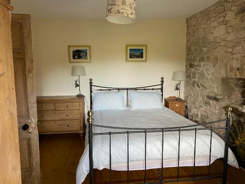 The King size bedroom with sea view